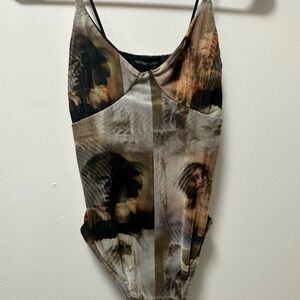 PrettyLittleThing Artistic Bodysuit with Earthy Tones